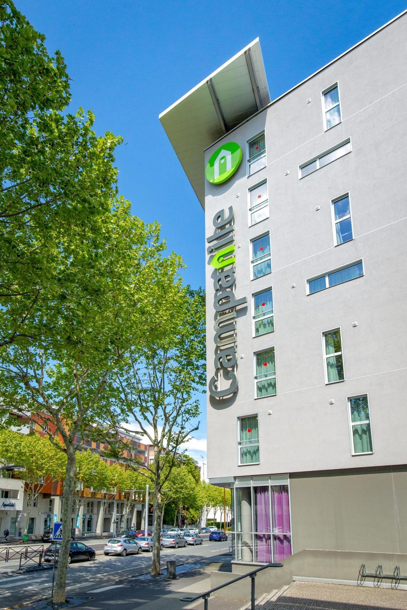 Campanile Clermont Ferrand Centre Hotel Kültér fotó
